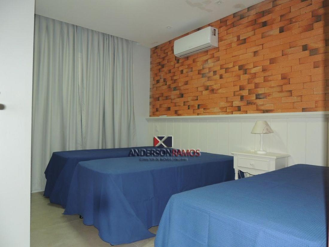 1080 - Apartamento Com Vista Para O Mar Em Bombinhas Buitenkant foto