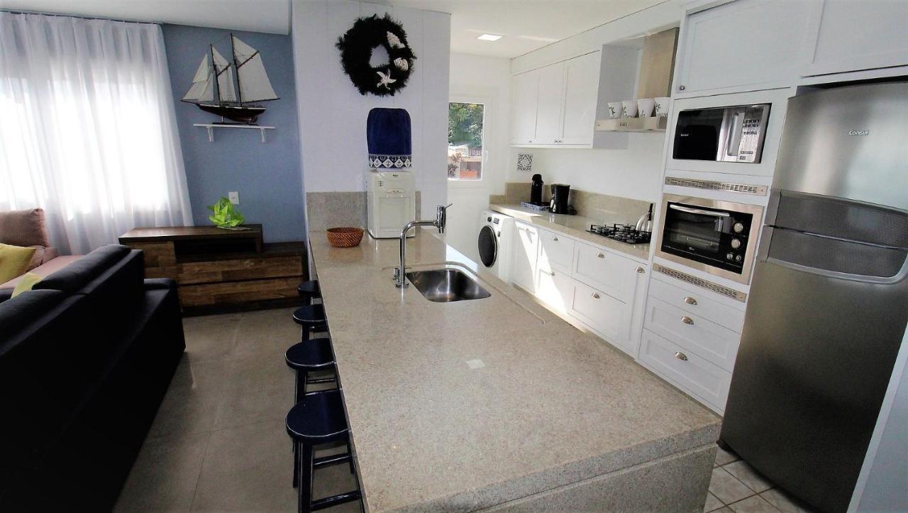 1080 - Apartamento Com Vista Para O Mar Em Bombinhas Buitenkant foto